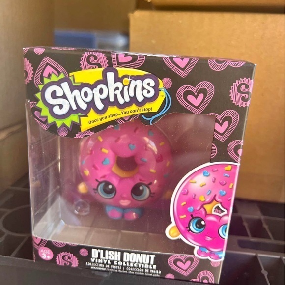 Shopkins Other - Shopkins D'lish Donut Vinyl Collectible - Pink new 3 inch
